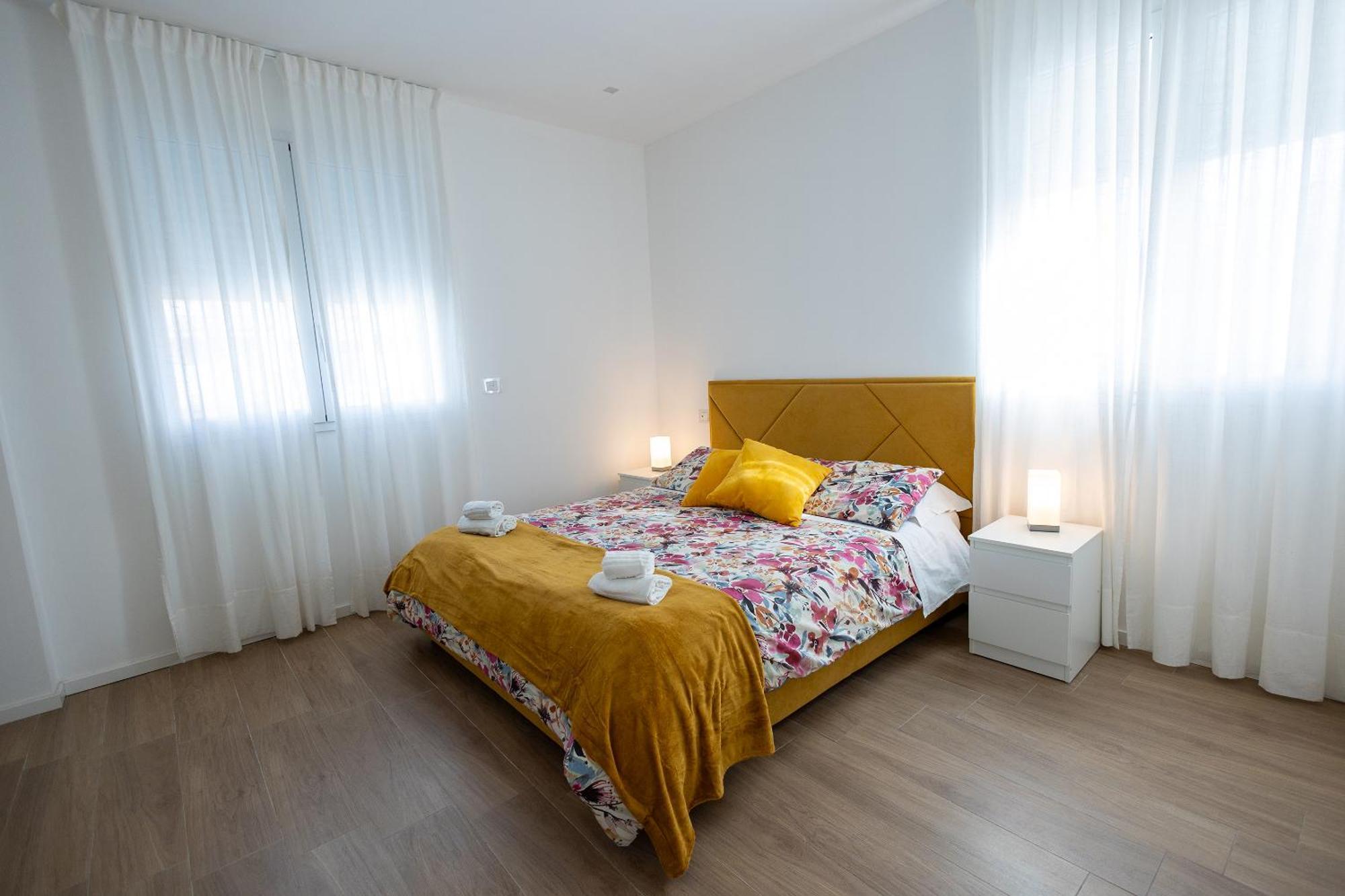 Perla Sul Mare Apartments Giardini Naxos Eksteriør billede