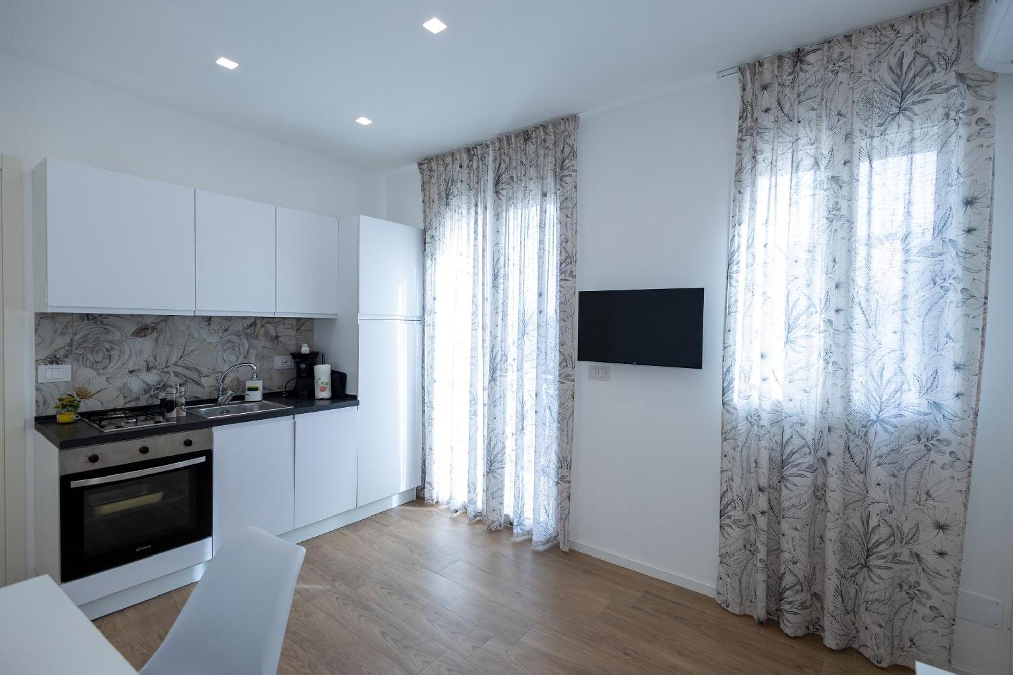 Perla Sul Mare Apartments Giardini Naxos Eksteriør billede